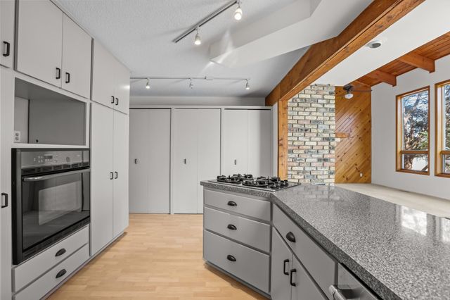 5492 Altura Road NE, Fridley, MN 55421