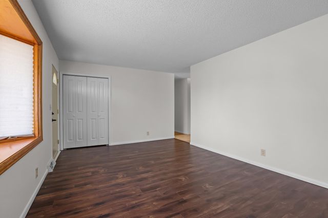 5492 Altura Road NE, Fridley, MN 55421