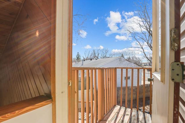 5492 Altura Road NE, Fridley, MN 55421