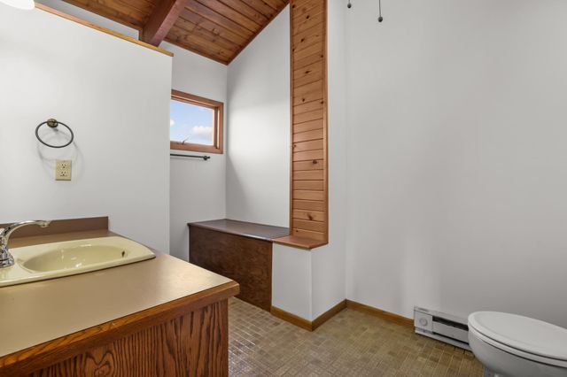 5492 Altura Road NE, Fridley, MN 55421