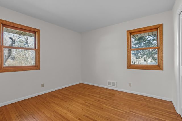 5492 Altura Road NE, Fridley, MN 55421