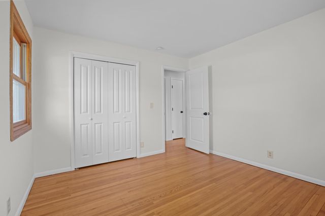 5492 Altura Road NE, Fridley, MN 55421