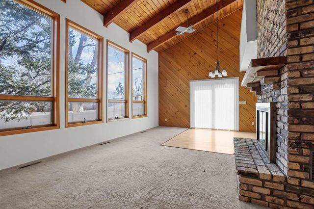 5492 Altura Road NE, Fridley, MN 55421