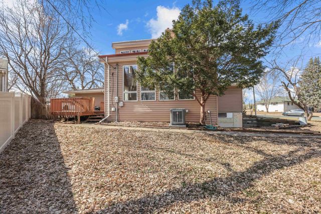 5492 Altura Road NE, Fridley, MN 55421