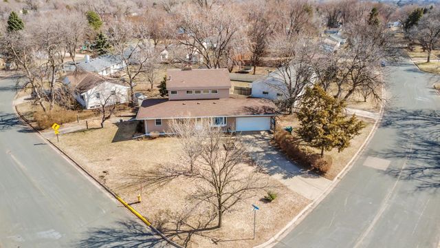 5492 Altura Road NE, Fridley, MN 55421