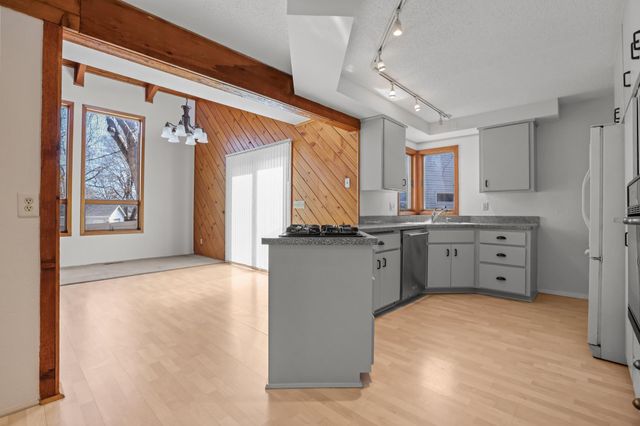 5492 Altura Road NE, Fridley, MN 55421