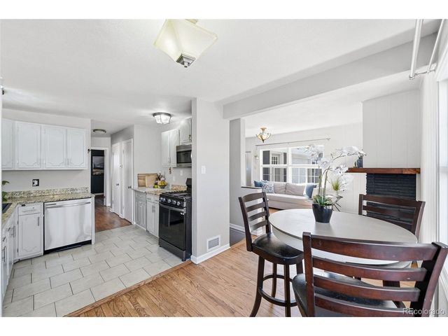 10050 W Kline Dr, Denver, CO 80215