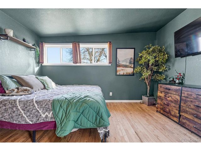 10050 W Kline Dr, Denver, CO 80215