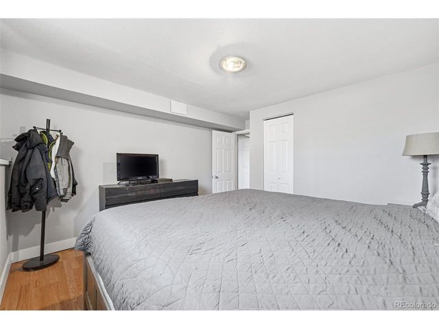 10050 W Kline Dr, Denver, CO 80215