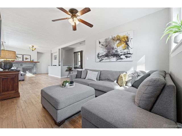 10050 W Kline Dr, Denver, CO 80215