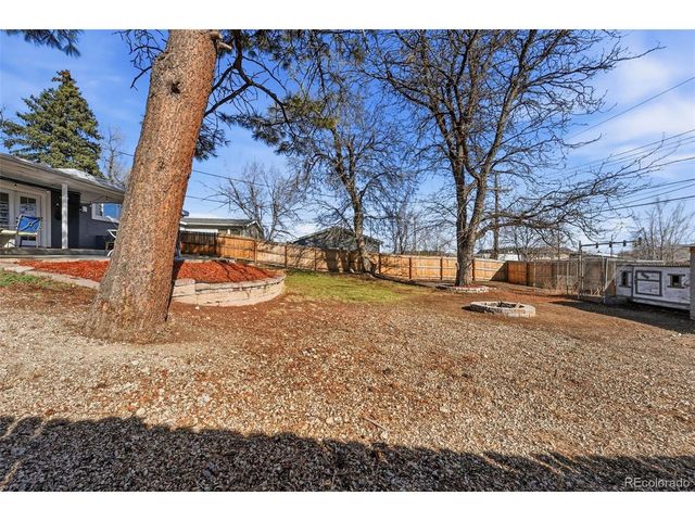 10050 W Kline Dr, Denver, CO 80215