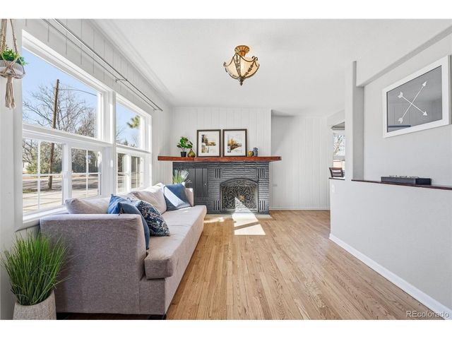 10050 W Kline Dr, Denver, CO 80215