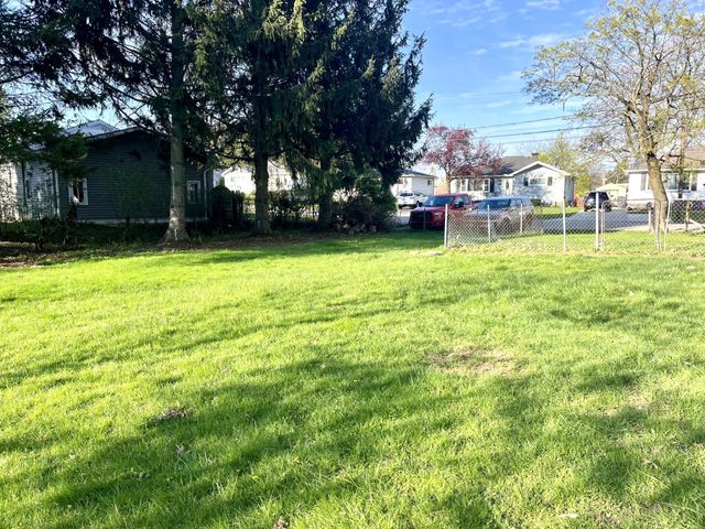 5003 HILLSDALE Avenue, Erie, PA 16509