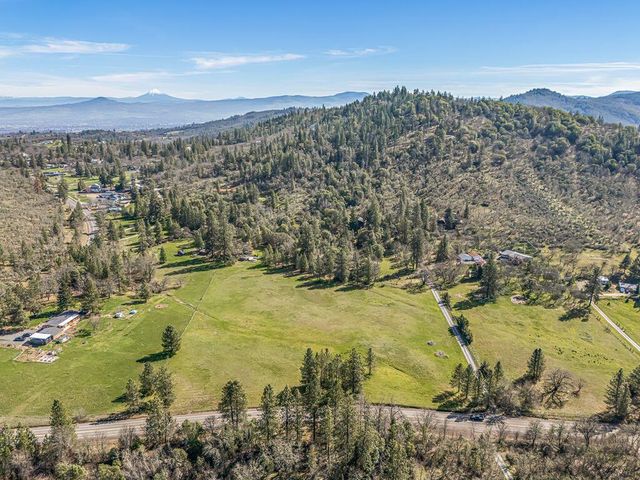 2929 Hwy 238, Jacksonville, OR 97530