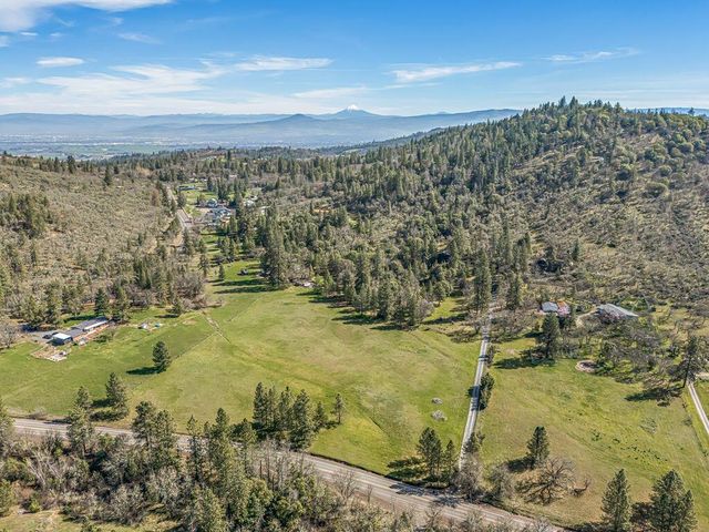 2929 Hwy 238, Jacksonville, OR 97530