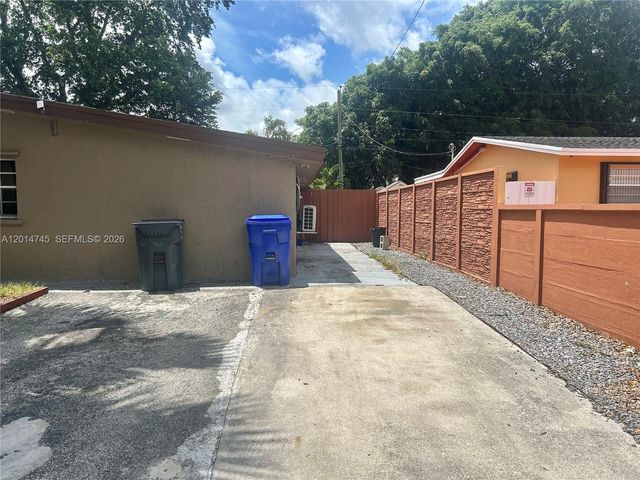 6660 Johnson St 2, Hollywood, FL 33024