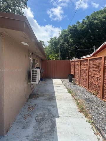 6660 Johnson St 2, Hollywood, FL 33024