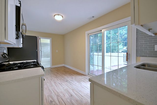 6424 Sinclair Avenue, Berwyn, IL 60402