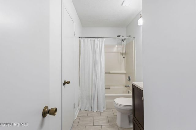 105 Teakwood Drive Apt 702, Carolina Beach, NC 28428