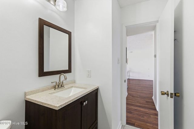 105 Teakwood Drive Apt 702, Carolina Beach, NC 28428