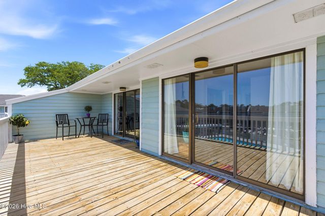 105 Teakwood Drive Apt 702, Carolina Beach, NC 28428