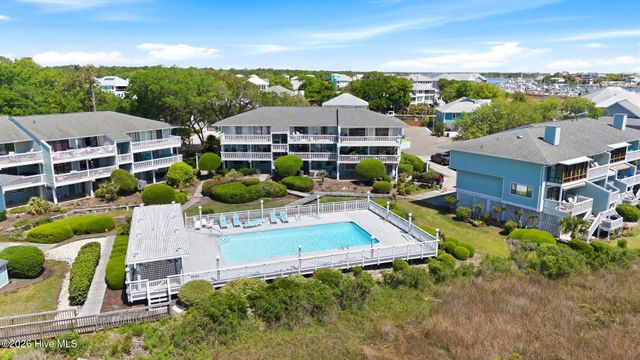 105 Teakwood Drive Apt 702, Carolina Beach, NC 28428