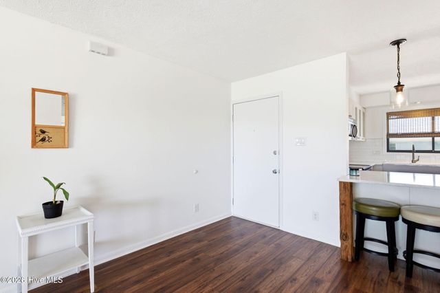 105 Teakwood Drive Apt 702, Carolina Beach, NC 28428