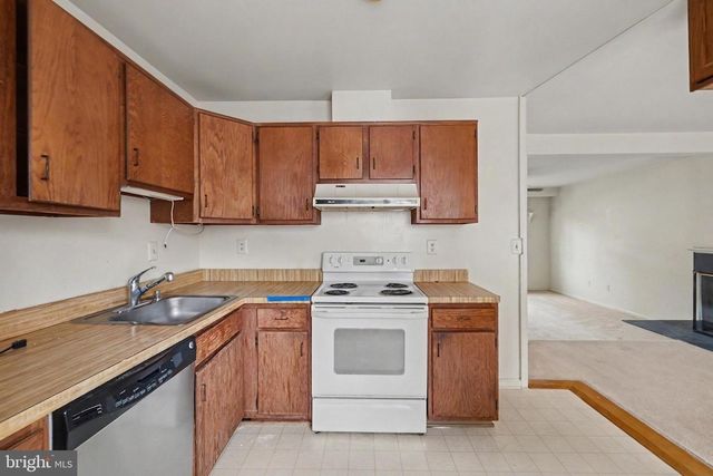 5305 ANCHOR CT, Fairfax, VA 22032