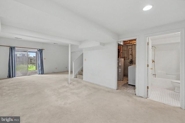 5305 ANCHOR CT, Fairfax, VA 22032