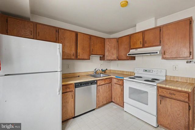 5305 ANCHOR CT, Fairfax, VA 22032
