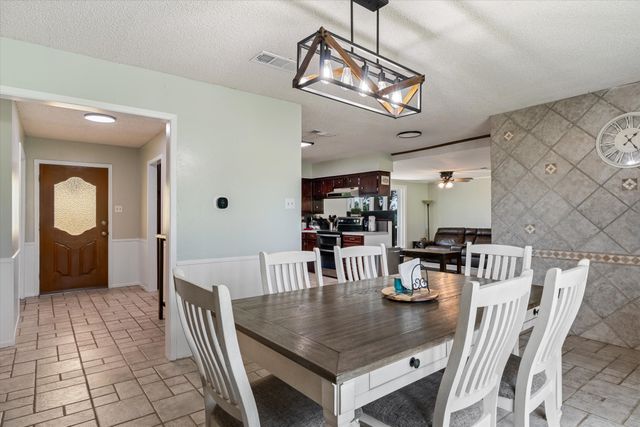 800 Vz County Road 4105, Canton, TX 75103