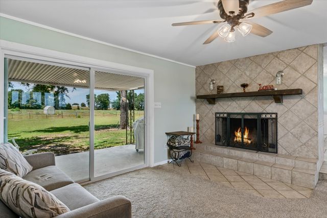 800 Vz County Road 4105, Canton, TX 75103