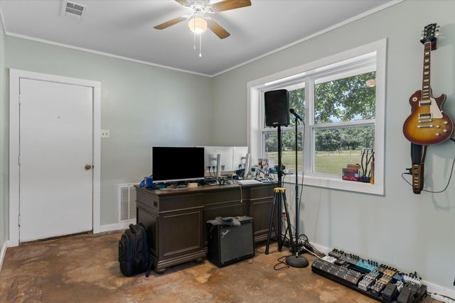 800 Vz County Road 4105, Canton, TX 75103