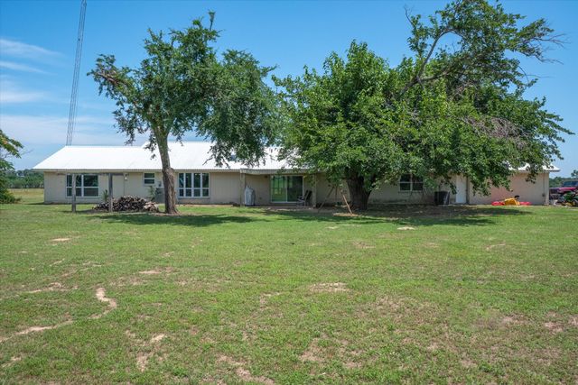 800 Vz County Road 4105, Canton, TX 75103