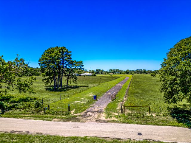 800 Vz County Road 4105, Canton, TX 75103