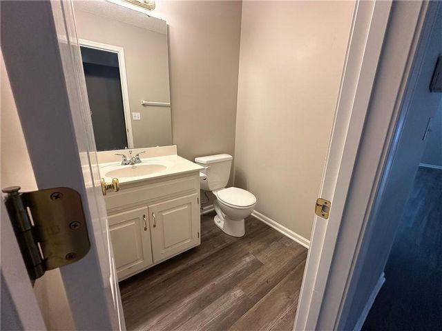 17571 W 162nd Street, Olathe, KS 66062