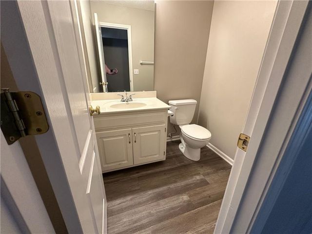 17571 W 162nd Street, Olathe, KS 66062