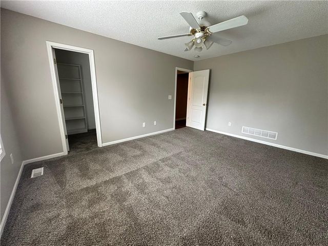 17571 W 162nd Street, Olathe, KS 66062