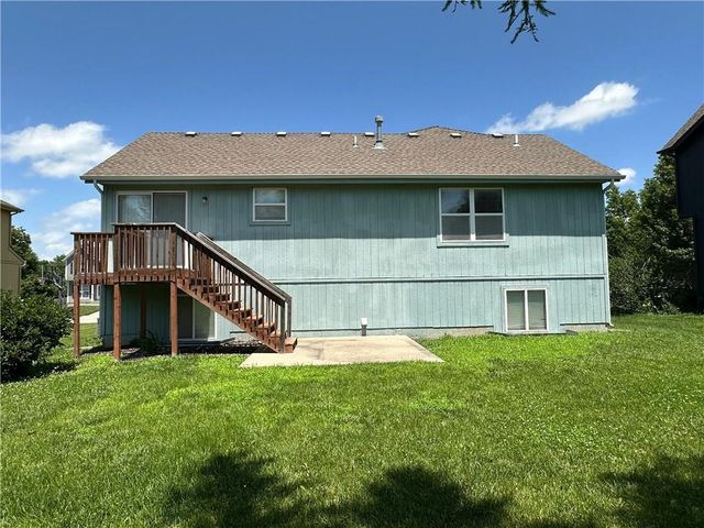 17571 W 162nd Street, Olathe, KS 66062