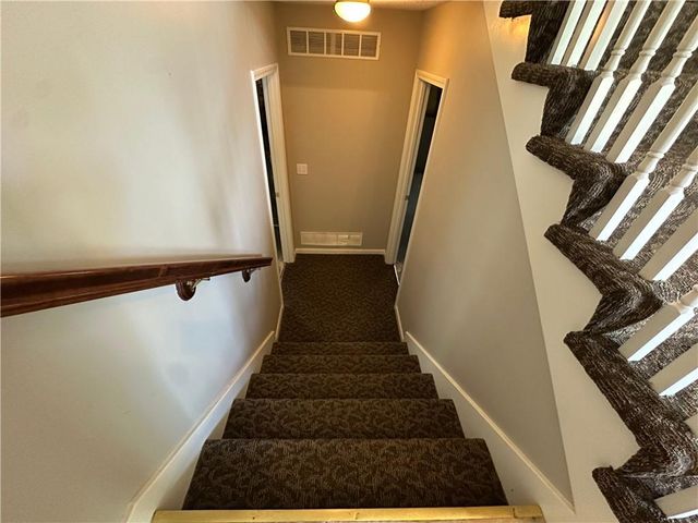 17571 W 162nd Street, Olathe, KS 66062