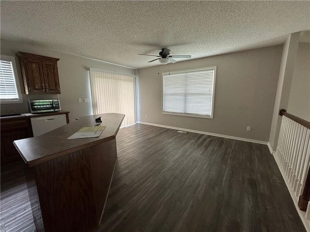 17571 W 162nd Street, Olathe, KS 66062