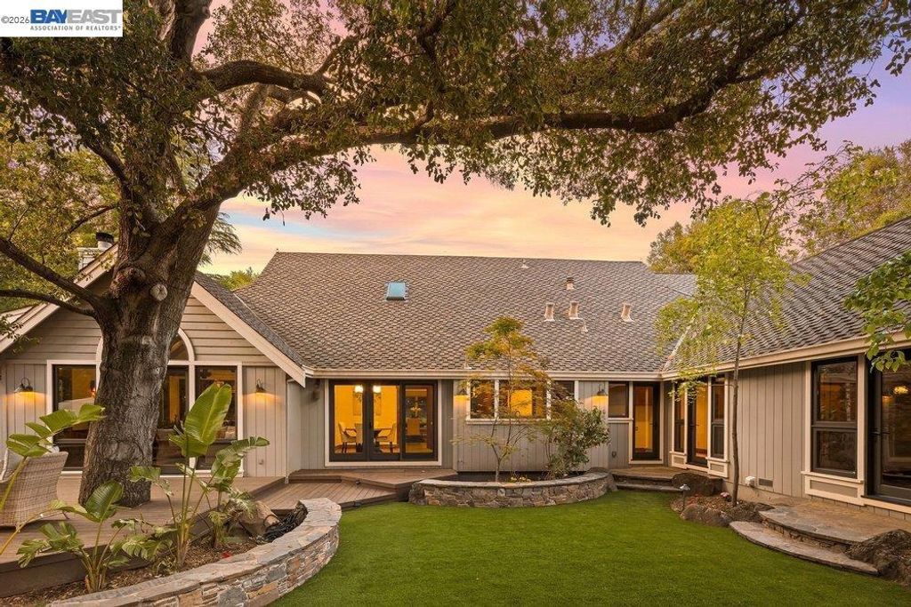 Image 56 of property listing at 715 Fair Oaks Dr, Alamo, CA 94507