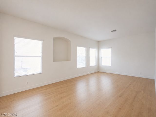 4542 Silver Bit Court, North Las Vegas, NV 89032