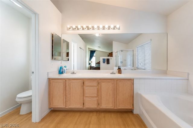 4542 Silver Bit Court, North Las Vegas, NV 89032
