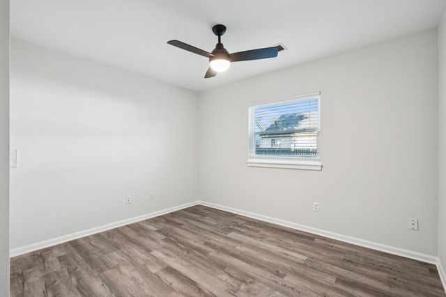 8050 Long Shadow Lane, North Charleston, SC 29406