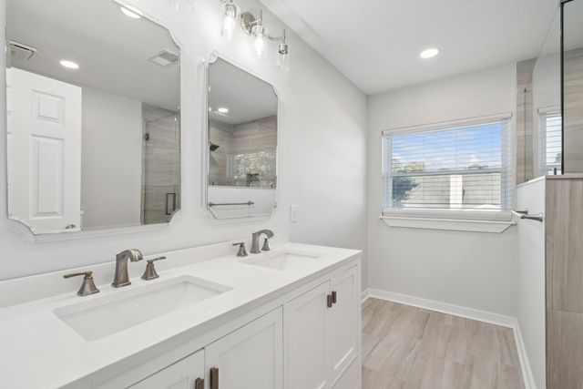 8050 Long Shadow Lane, North Charleston, SC 29406