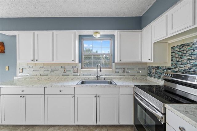 1390 Gray Meadow Drive, Columbus, OH 43223