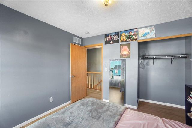 1390 Gray Meadow Drive, Columbus, OH 43223