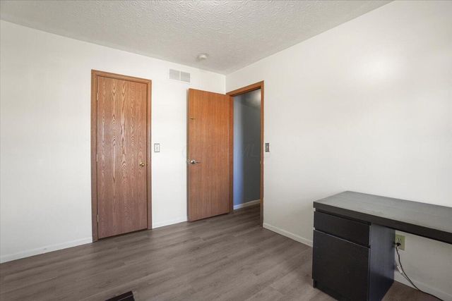 1390 Gray Meadow Drive, Columbus, OH 43223