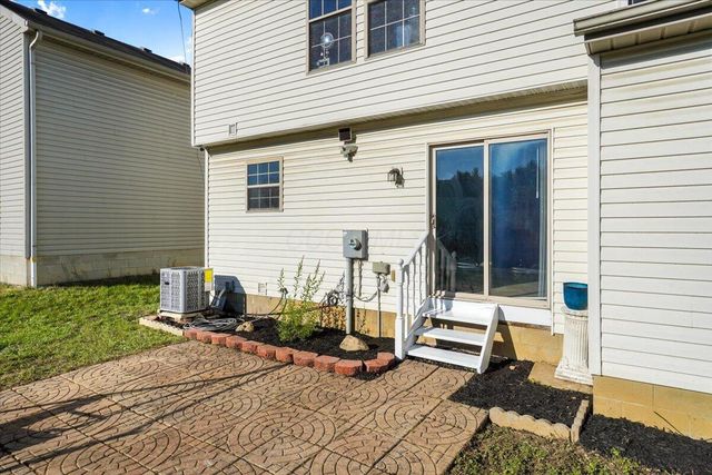 1390 Gray Meadow Drive, Columbus, OH 43223